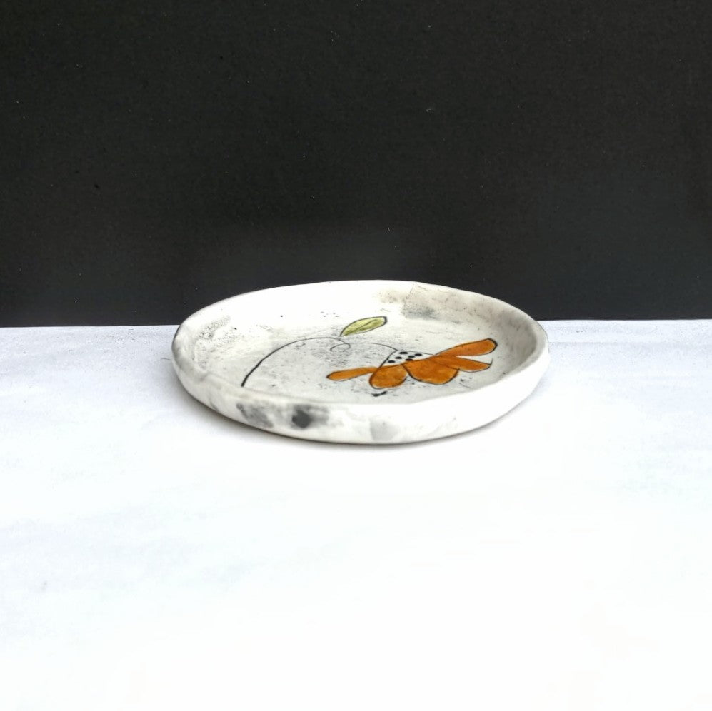 Ring Dish, hand formed white clay by Juliet Promnitz side view