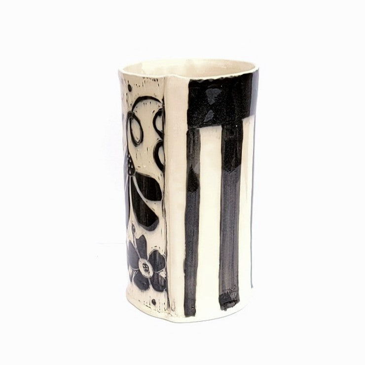 Hand-built ceramic vase by Juliet Promnitz