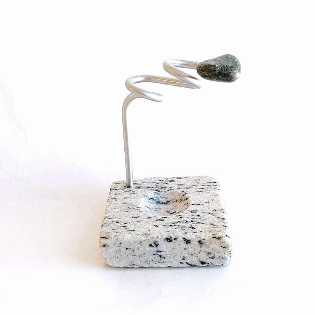Encircle Granite Toothbrush Holder – Sea Stones